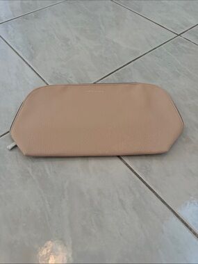 laura mercier Blush Cream Pebbled Leather Cosmetic Pouch